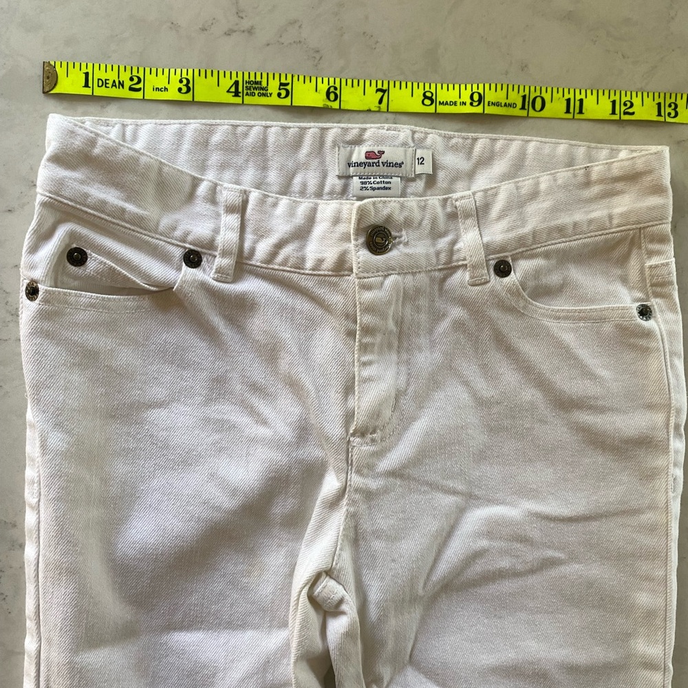 Vineyard Vine White Jeans